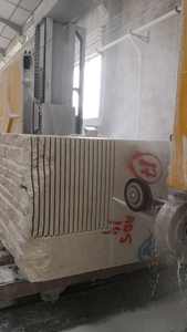 Machine de découpe de blocs de pierre à fil diamanté Xianda CRM-3500-22FW, moteur CNC, pompe 15 kW, 380 V, certifiée CE pour le granit - Product Image 3