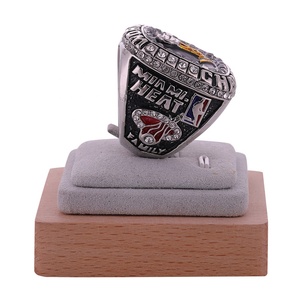 Vente en gros de bagues de basket-ball personnalisées pour hommes et jeunes 2006 <span class=keywords><strong>Wade</strong></span> <span class=keywords><strong>Miami</strong></span> Heat Championship Ring Classic Style - Product Image 4