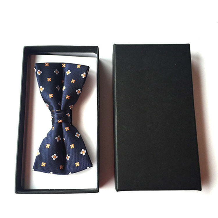 Bow tie