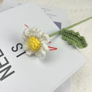 Decoración hecha a mano simulación macetas plantas flores tejidas artificiales eterno hilo de lana Margarita girasol flores de punto - Product Image 3