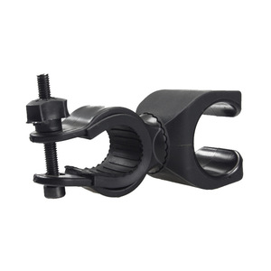 Clip de lampe torche rotatif à 360 degrés pour vélos de montagne, support de lumière en forme de U, support de guidon réglable en plastique - Product Image 3