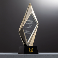 Trophée personnalisé simple en or, argent, cuivre, résine, cristal, verre, plaque de récompense avec base en cristal noir, trophée annuel pour employés