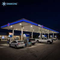 Structure de bardage lumineux LED extérieur sur mesure pour la rénovation complète de l'image de marque des forecourts de stations-service