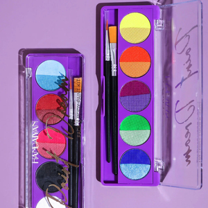 ผงสีกลิตเตอร์แบบละลายน้ำได้ 2 สี สำหรับงาน DIY  ผสมสารกันแดด UV ได้รับการรับรอง MSDS เหมาะสำหรับงานเทศกาล ใช้แต่งหน้าเพ้นท์ร่างกาย - Product Image 1