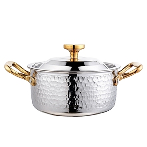 Precio de fábrica Bajo MOQ Stock Cazuela Plato Tres capas Sopa de acero inoxidable Stock Olla Martillo Patrón Utensilios de cocina - Product Image 1