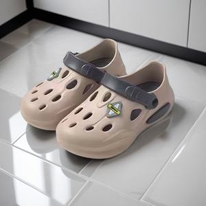 Wholesale Men's EVA <b>Clogs</b> hole Shoes-Waterproof Breathable Lightweight Quick-Drying Eco-Friendly Fashionable - Product Image 5