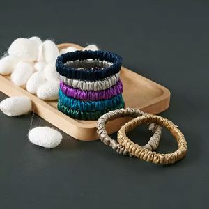 Coleteros de Satén de Seda con Logotipo Personalizado para Mujeres y Niñas, Estilo Europeo-Americano, Ecológicos, Gigantes, Elásticos - Product Image 4