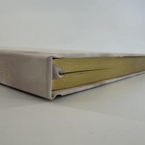 Cuaderno Espiritual A5 con Tapa Dura y Encuadernación Térmica, Diario de Manifestación Personalizado con Logotipo 2026, Regalo Inspirador para la Manifestación, Venta al por Mayor - Product Image 4