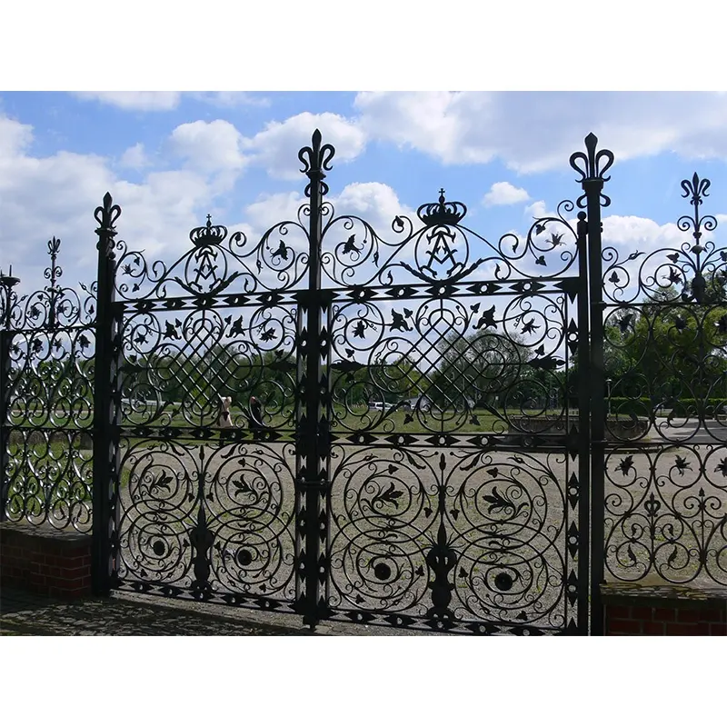 Cottura della vernice faux cancello in ferro battuto di disegno vilage esterno ferro forgiato cancelli vialetto
