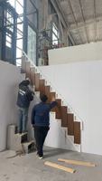 Maßgefertigte Wandmontierte Klappbare Treppe mit Metallrahmen, Aufklappbare Wandtreppe mit Rutschfesten Stufen für Beengen Platzverhältnisse in Villen und Doppelhaushäusern