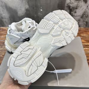 Chaussures décontractées respirantes BB Designer de luxe, neuves, pour hommes et femmes, avec doublure en maille souple, fermeture à lacets, semelle TPU 7.0, style marche et course - Product Image 5