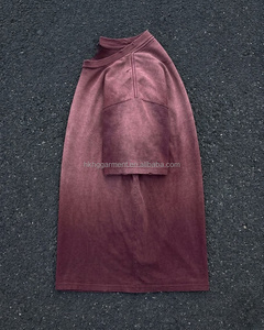 Camiseta de algodón grueso para hombre, estilo vintage, lavada y desgastada, personalizada, de corte oversize. - Product Image 3