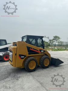 Mesin pemuat Skid Steer CAT 226B bekas untuk dijual kinerja tinggi kualitas tinggi andal siap kirim - Product Image 3