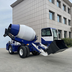 Camion malaxeur à béton de 6 m³ à régulation de vitesse de précision, <span class=keywords><strong>plaque</strong></span> d'acier épaissie, vente chaude - Product Image 1
