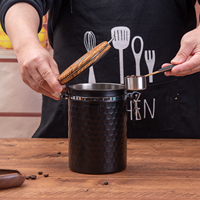 Boîte hermétique pour café noir 1800 ml en acier inoxydable avec indicateur de date, cuillère et couvercle à joint sous vide