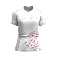Haut de compression court pour femme Sakura Design, avec bande antidérapante, ajustement sécurisé, protection UPF50+, en Spandex/Polyester, idéal pour l'entraînement MMA