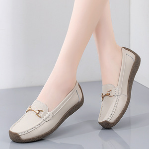 2025 primavera autunno nuovi mocassini da donna a <span class=keywords><strong>punta</strong></span> chiusa antiscivolo <span class=keywords><strong>scarpe</strong></span> Casual in pelle in microfibra taglia Plus Size 'mamma' - Product Image 2
