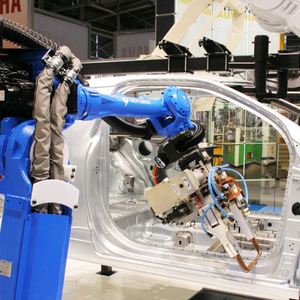 Robot de soudage par points Yaskawa Industrial SP210 avec pendentif de programmation YRC1000 pour ligne de carrosserie automobile - Product Image 4
