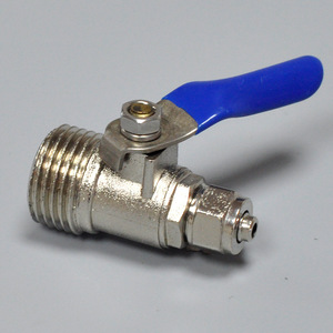 Connecteur de purificateur d'eau en alliage, filetage externe à 4 points vers vanne à bille à 2 points, accessoire pour machine à eau pure, fonctionnement manuel - Product Image 1