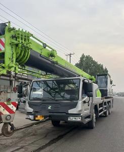 รถเครนตีนตะขาบมือสอง Zoomlion ZAT500 50 ตัน ปี 2022 พร้อมเกียร์บ็อกซ์ เครื่องยนต์ และปั๊ม - เครื่องจักรก่อสร้างเคลื่อนที่ - Product Image 1