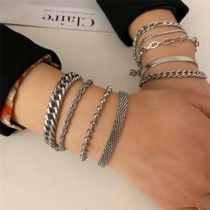 สร้อยข้อมือสแตนเลสสตีลสีเงินแบบเรียบหรูสำหรับทุกเพศทุกวัย ดีไซน์เรขาคณิตทันสมัย ประดับด้วยหินสวยงาม เหมาะเป็นของขวัญ ปี 2026 - Product Image 6