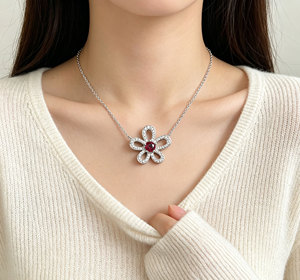Collar de Plata 925 con Rubí Cultivado, Brillante, con Forma de Flor, para Fiestas, Casual, Cumpleaños, Regalo para Niñas, Sorpresa - Product Image 6