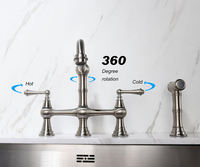 Robinet de cuisine en or brossé de style européen, 4 trous, double poignée, robinet de cuisine à pont en laiton avec pulvérisateur latéral