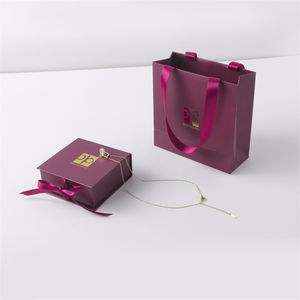 Expédition directe, prix d'usine, logo cosmétique, bougie, chaussettes pour bébé, masque, ensemble de maquillage, boîte à bijoux en or écologique rose, boîte à bijoux en diamant - Product Image 1