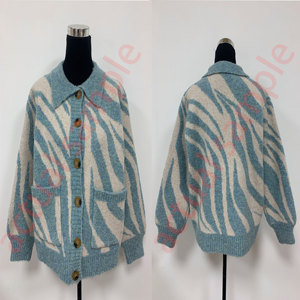 <span class=keywords><strong>Cardigan</strong></span> Invernale da Donna OEM ODM con Colletto a Polo e Motivo <span class=keywords><strong>Zebrato</strong></span>, Maglione Casual a Maniche Lunghe - Product Image 3