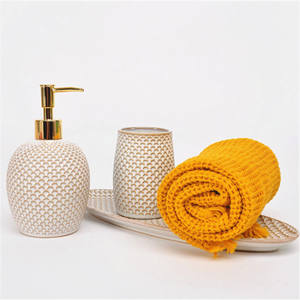 Hôtel moderne pigmentée or minion distributeur de savon mat céramique salle de bain accessoires ensemble - Product Image 5