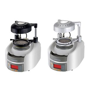 Machine de thermoformage sous vide dentaire pour feuilles de formage sous vide avec pompe à vide intégrée - Product Image 1