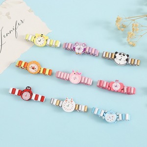 <span class=keywords><strong>Bracelet</strong></span> de montre en bois pour enfants Animal de dessin animé <span class=keywords><strong>Bracelet</strong></span> de tissage de perles en bois <span class=keywords><strong>élastique</strong></span> papillon de cochon mignon vente chaude - Product Image 2