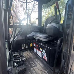 Presque neuf, économique en carburant, peu coûteux, mini-excavateur Komatsu PC35MR d'occasion de 3 tonnes pour l'aménagement paysager et le terrassement. - Product Image 1