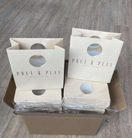Sacs de shopping en papier kraft doux au toucher, impression de logo personnalisée pour la promotion de marques de boutiques haut de gamme, emballage cadeau