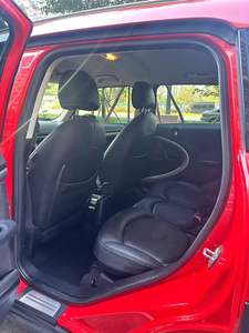 <span class=keywords><strong>MINI</strong></span> Countryman <span class=keywords><strong>Cooper</strong></span> Usado <span class=keywords><strong>2011</strong></span> 1.6L Automático SUV Volante a la Izquierda Asientos de Cuero Oscuro Techo Panorámico Luces LED Ventanas Eléctricas - Product Image 5