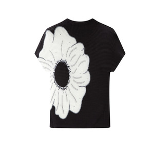 2025 verano nuevo modelo estilo francés negro plisado Floral Slim-Fit Camiseta de manga corta para mujer Super Pretty Casual Top - Product Image 1