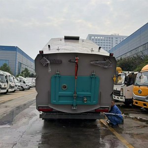 รถกวาดถนนดีเซล Dongfeng 4*2 พร้อมระบบดูดฝุ่นสำหรับขาย - Product Image 6