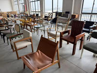 Fauteuil de salle à manger Idao en cuir pleine fleur avec dossier, structure en frêne blanc massif, design moderne et minimaliste pour cafés, mobilier de maison et salles d'exposition