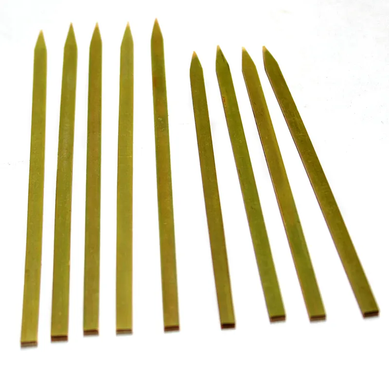 2024 Schlussverkauf natürlicher Bambus gelb und grün flacher Spatzen für Outdoor Bbq Essen und Party