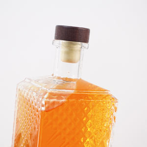 Hotsale rectangle toutes sortes <span class=keywords><strong>de</strong></span> bouteilles en verre <span class=keywords><strong>de</strong></span> forme différente, poids différent pour la vodka, le whisky, la tequila, le <span class=keywords><strong>gin</strong></span>, le rhum - Product Image 5