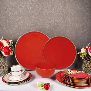 Service de vaisselle en porcelaine <span class=keywords><strong>rouge</strong></span> 18 pièces, 12 assiettes et 6 petits bols en céramique pour la maison et les fêtes de mariage - Product Image 2