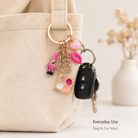 Porte-clés vintage en alliage de zinc plaqué or avec émail goutte d'huile, ensemble de pendentifs pour sac de maquillage rouge rosé, charme de porte-clés en forme de rouge à lèvres
