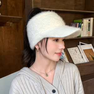 2024, venta al por mayor, sombreros de Invierno para mujer de otoño e invierno, gorro de lana de punto, apliques de lentejuelas, gorro con orejeras, gorro - Product Image 6