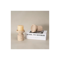 Bougeoirs en marbre en pierre de travertin beige pour la décoration intérieure