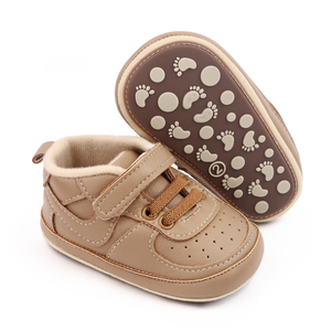 Chaussures pour bébé nouveau-né de 0 à 1 an, nouvelle arrivée, chaussures décontractées pour bébé en cuir PU blanc, semelle confortable en TPR, chaussures de basket-ball pour tout-petits - Product Image 4