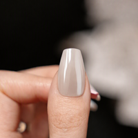 Faux ongles à presser style ballerine, nude laiteux nacré effet œil de chat, brillants et réutilisables pour femmes