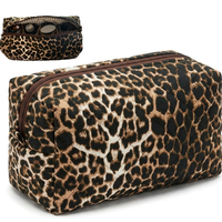 Étui de voyage matelassé Sac de rangement portable Grande capacité Étui de rangement portable mignon pour accessoires de boucleur de cheveux