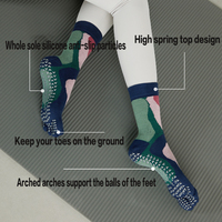 Chaussettes de sport professionnelles antidérapantes pour femme, à cinq doigts, mi-mollet, pour Pilates et Yoga, personnalisées OEM, avec grip