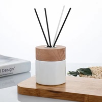 Bouteille de diffuseur de roseau en verre de luxe noir mat blanc bouteille de bâton en verre vide de luxe pour diffuseur d'huile aromatique avec bouchon en bois