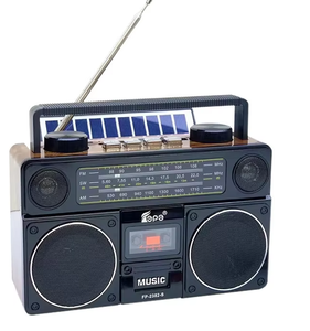 เครื่องเล่นเทปคาสเซ็ตแบบพกพา ใช้พลังงานแสงอาทิตย์ พร้อมวิทยุหลายย่านความถี่ เชื่อมต่อไร้สาย ตัวเครื่องทำจากพลาสติก - Product Image 1